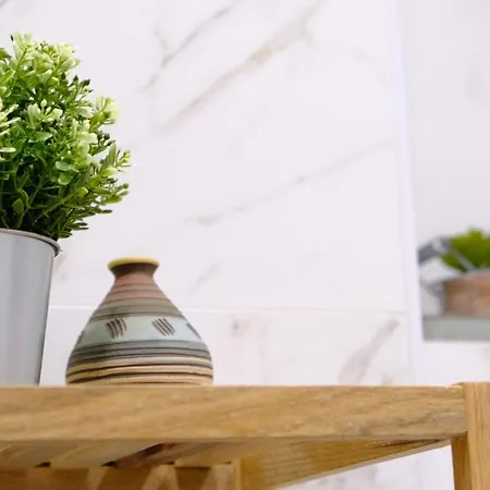 Apartamento Adarve, Con Parking Y Vistas A La Muralla