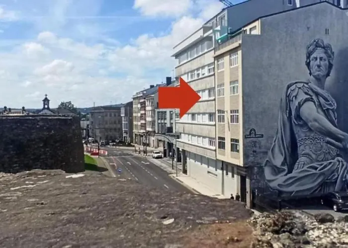 Adarve, Con Parking Y Vistas A La Muralla *